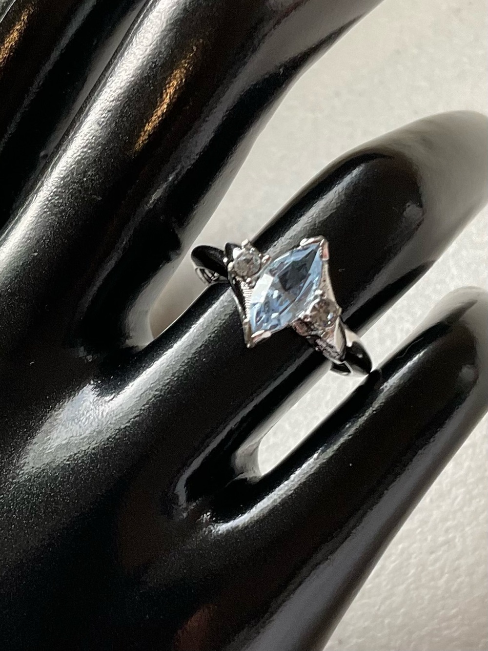 Vintage 1976 Avon “Crystal Palace” Silvertone Ring